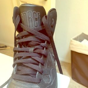 Nike song of force wore 2 times